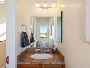 6555 Shattuck Avenue, Oakland CA 94609