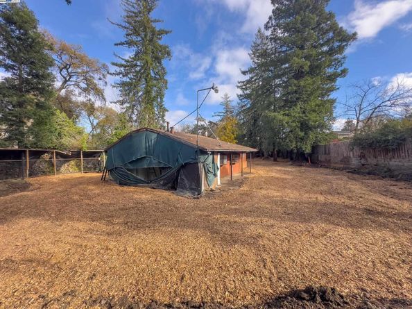 1770 Pleasant Hill Rd, Pleasant Hill CA 94523