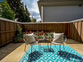 1218 Hookston Rd, Concord CA 94518