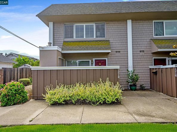 1218 Hookston Rd, Concord CA 94518