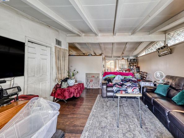 27628 Pensacola Way, Hayward CA 94544