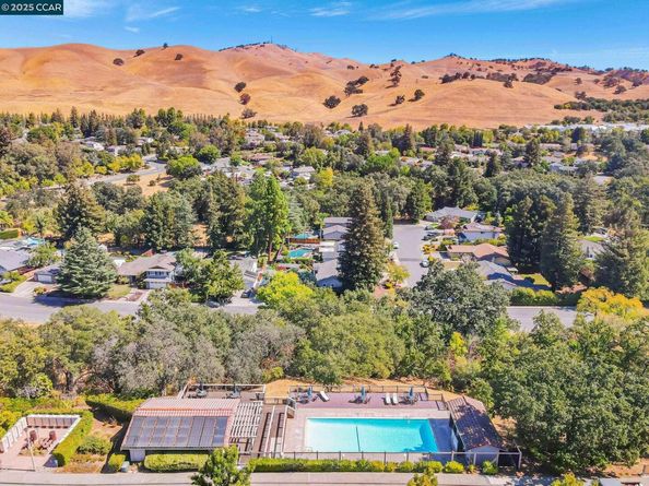 4 Mt Wilson Way, Clayton CA 94517