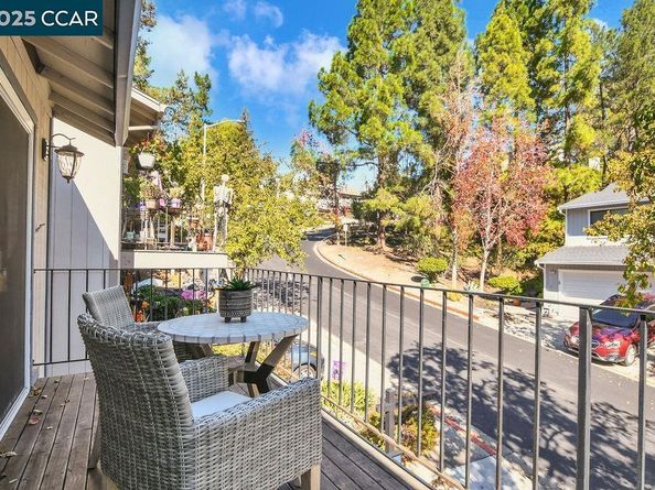 2414 Heatherleaf Ln, Martinez CA 94553