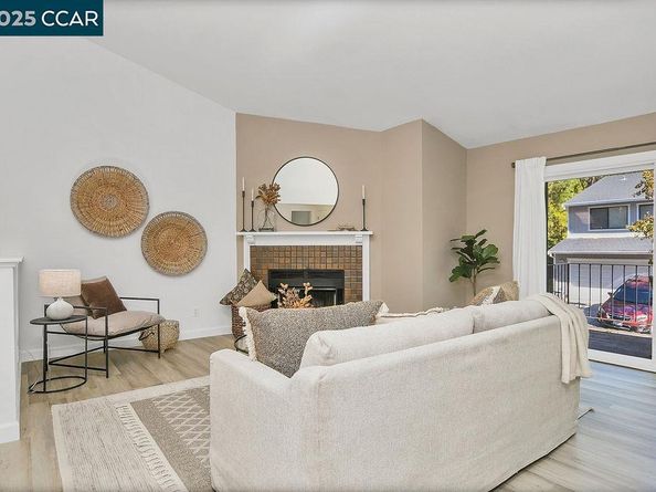 2414 Heatherleaf Ln, Martinez CA 94553