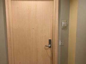 1 Lakeside Dr 821, Oakland CA 94612