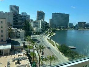 1 Lakeside Dr 821, Oakland CA 94612