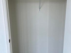 1 Lakeside Dr 821, Oakland CA 94612