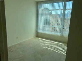 1 Lakeside Dr 821, Oakland CA 94612