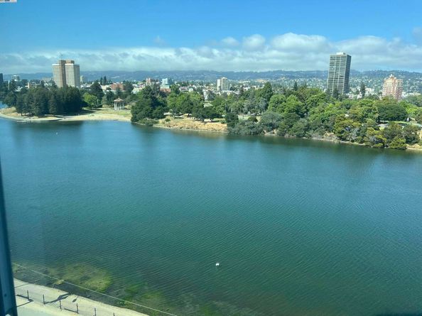 1 Lakeside Dr 821, Oakland CA 94612