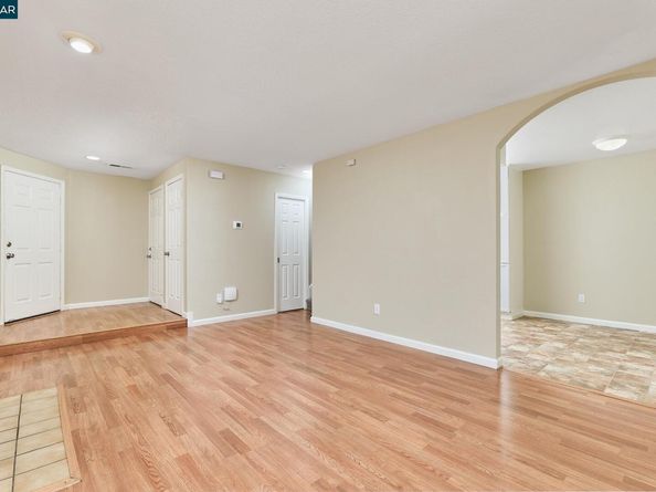 1896 Premier Pl, Concord CA 94520