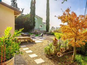 1085 Oak Hill Road #D, Lafayette CA 94549