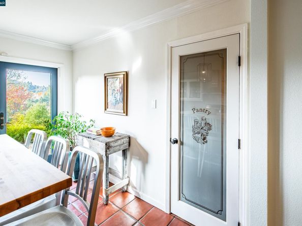 1085 Oak Hill Road #D, Lafayette CA 94549