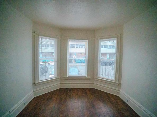 866 Isabella St, Oakland CA 94607