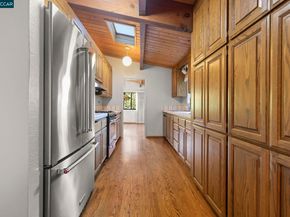 1383 Alvarado Rd, Berkeley CA 94705