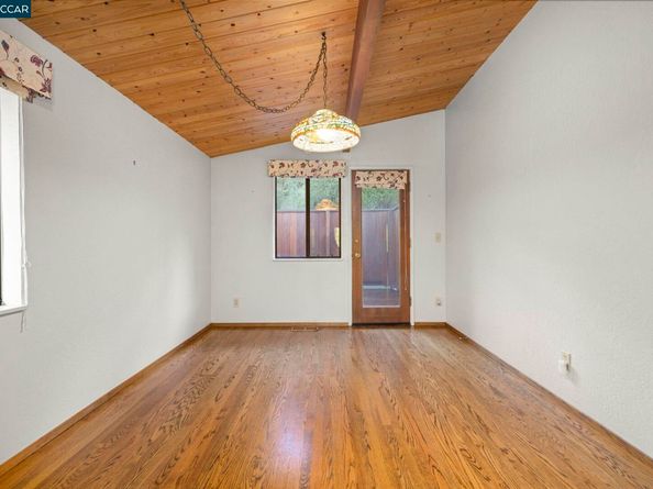 1383 Alvarado Rd, Berkeley CA 94705