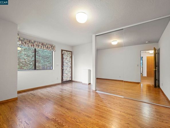 1383 Alvarado Rd, Berkeley CA 94705