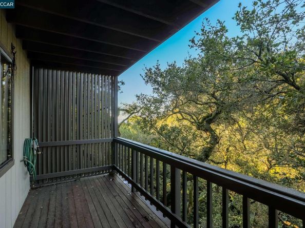 1383 Alvarado Rd, Berkeley CA 94705