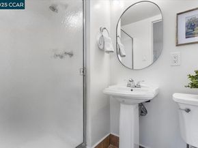 4604 Lawrence Dr, Castro Valley CA 94546