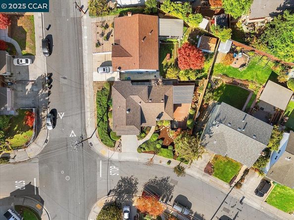 4604 Lawrence Dr, Castro Valley CA 94546