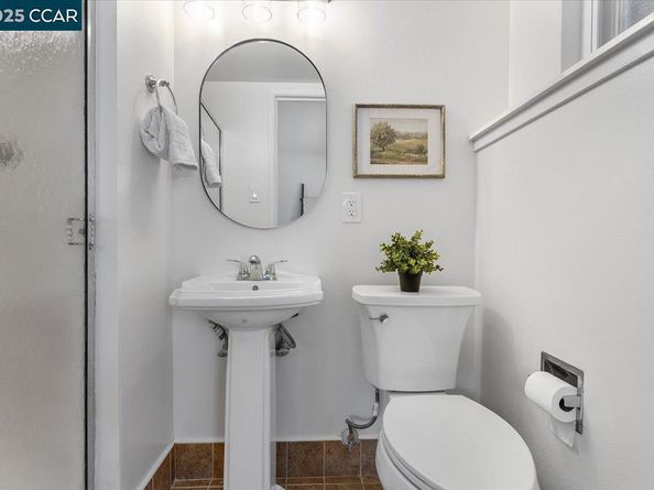 4604 Lawrence Dr, Castro Valley CA 94546