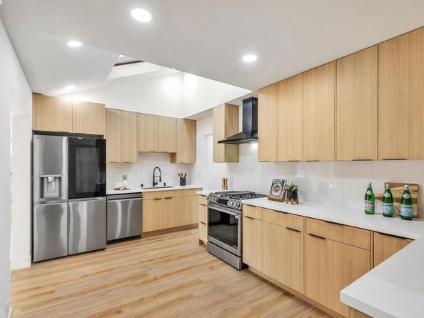 1575 Via Lucas, San Lorenzo CA 94580