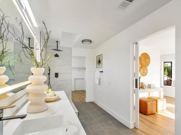 1575 Via Lucas, San Lorenzo CA 94580