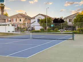 104 Silva Ct, Martinez CA 94553