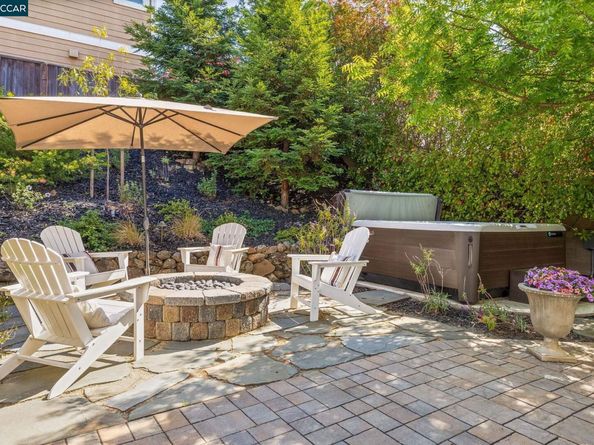 104 Silva Ct, Martinez CA 94553
