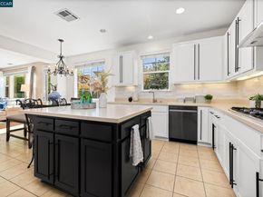 104 Silva Ct, Martinez CA 94553