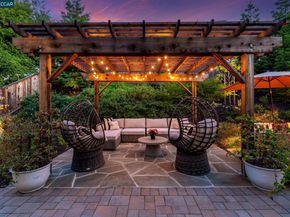 104 Silva Ct, Martinez CA 94553