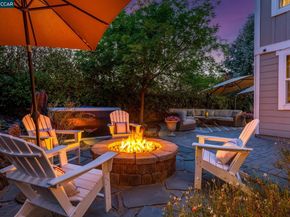 104 Silva Ct, Martinez CA 94553