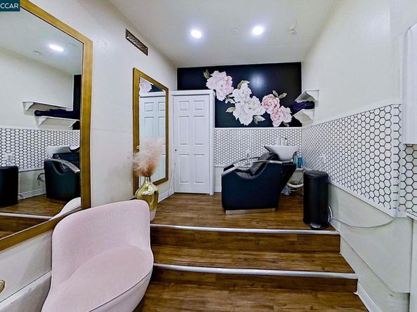 104 Silva Ct, Martinez CA 94553