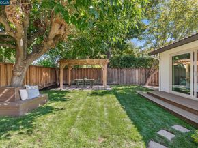 632 Wintergreen Ln, Walnut Creek CA 94598