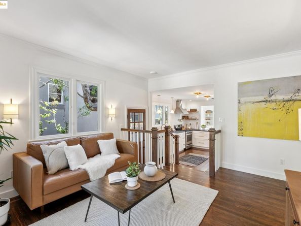 580 Kenmore Ave, Oakland CA 94610