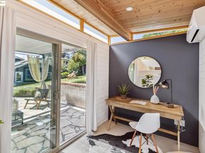 580 Kenmore Ave, Oakland CA 94610