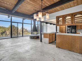 1242 Thomas Dr, Martinez CA 94553