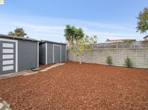 459 30Th St, Richmond CA 94804