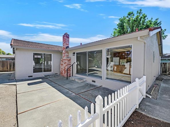 3100 Mackenzie Pl., Fremont CA 94536