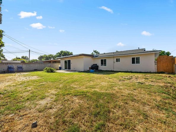 1912 W Wilshire Ave, Santa Ana CA 92704
