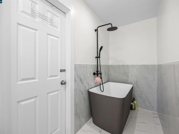 1912 W Wilshire Ave, Santa Ana CA 92704