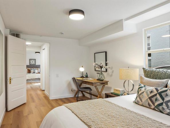 471 Mcauley St, Oakland CA 94609