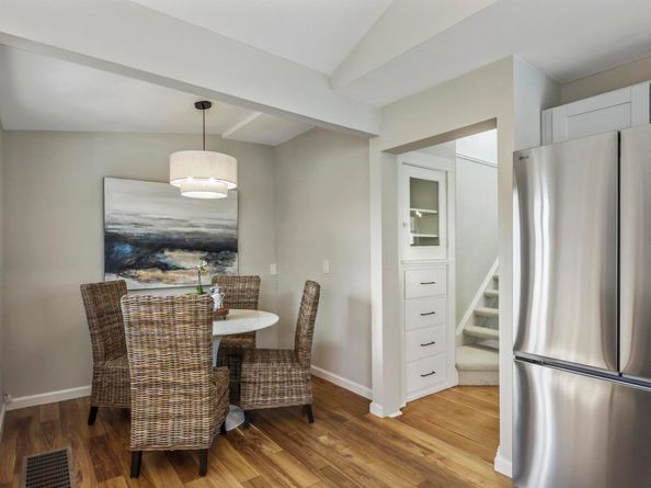 471 Mcauley St, Oakland CA 94609