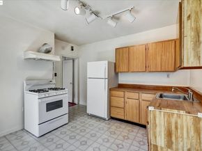 2506 61St Ave, Oakland CA 94605