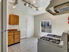 2506 61St Ave, Oakland CA 94605