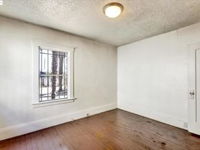 2506 61St Ave, Oakland CA 94605