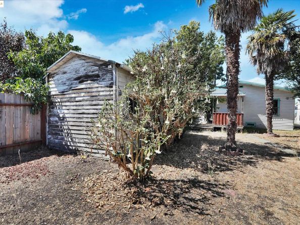 2506 61St Ave, Oakland CA 94605