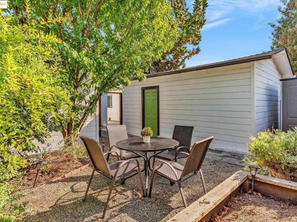 1715 67Th Ave, Oakland CA 94621