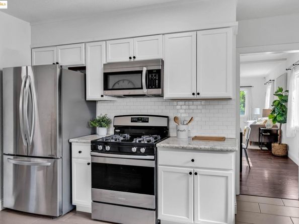 1715 67Th Ave, Oakland CA 94621