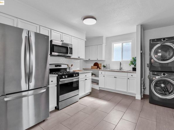 1715 67Th Ave, Oakland CA 94621