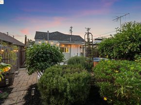 3226 Star Avenue, Oakland CA 94619